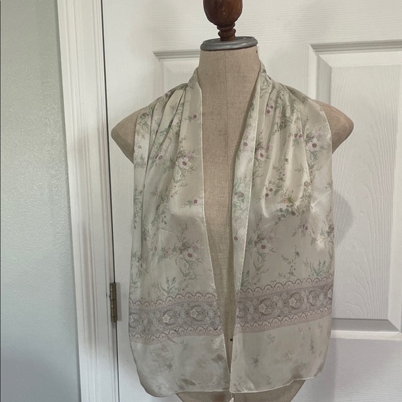 Vintage 80s Liz Claiborne 100% silk Floral cottagecore Sheer white pastel Scarf